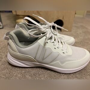 Vionic Lace-Up Athletic Sneakers - Audie WHITE size 7.5